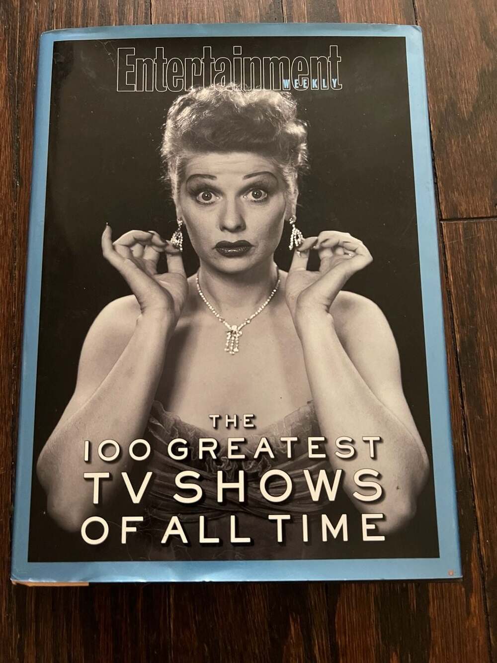 Entertainment Weekly The 100 Greatest TV Shows of All Time Book